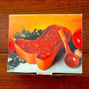 Boston Warehouse, Western Boot Salsa Server